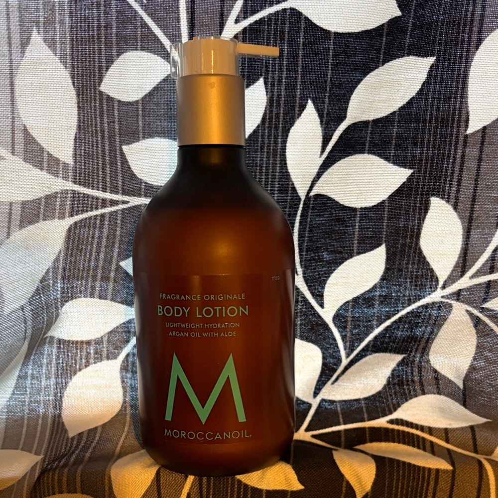 Moroccanoil Body Lotion - Brown and Blue